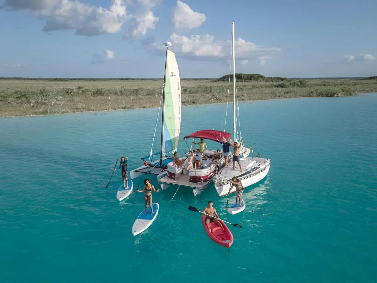 Hostel The Yak Lake House - Hostal Bacalar