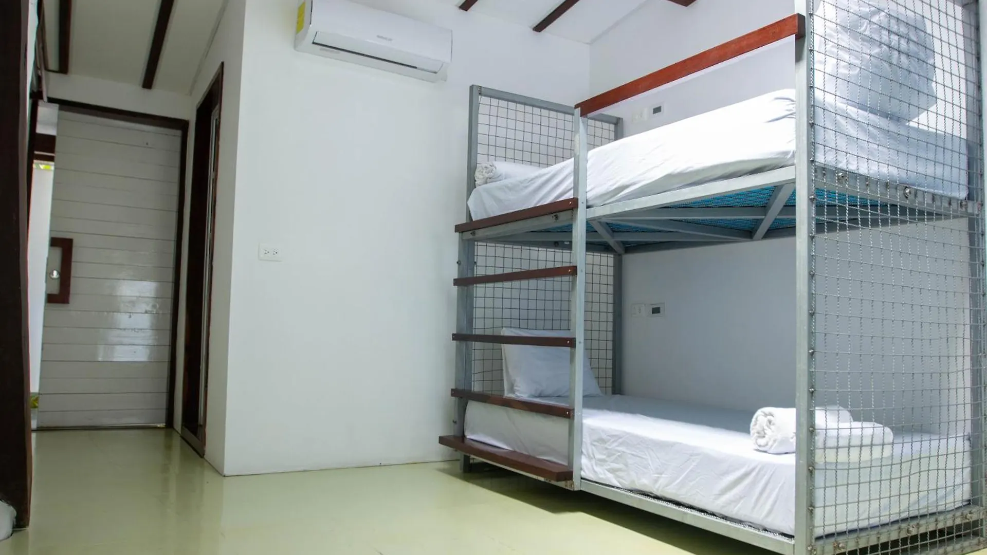 The Yak Lake House - Hostal Bacalar 0*,