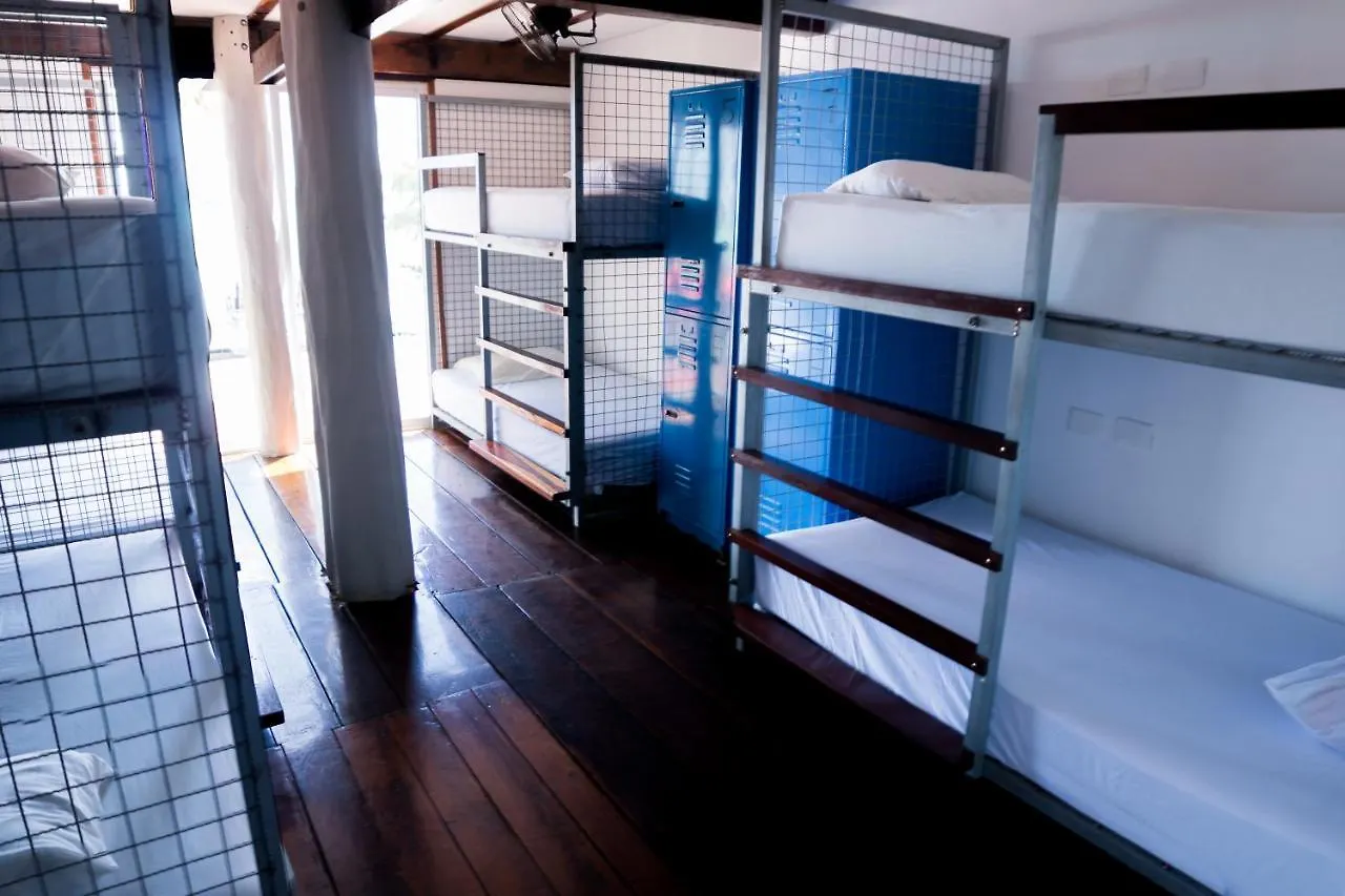 The Yak Lake House - Hostal Bacalar