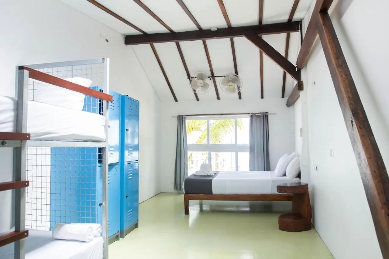 Hostel The Yak Lake House - Hostal Bacalar Mexico
